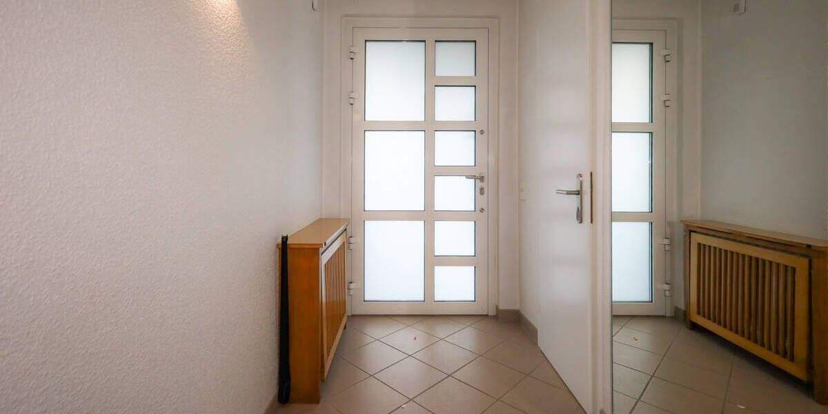 Doppelhaushälfte Langenfeld / Reusrath Reusrath - 6 Zimmer, 121 m&sup2;, 450.000&euro; | Angebot:25689674