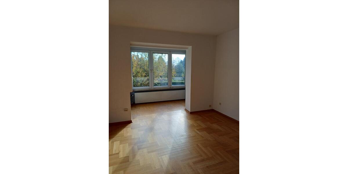 Erdgeschoßwohnung Essen Stadtbezirk VII - 3 Zimmer, 75 m&sup2;, 740&euro; | Angebot:25917615