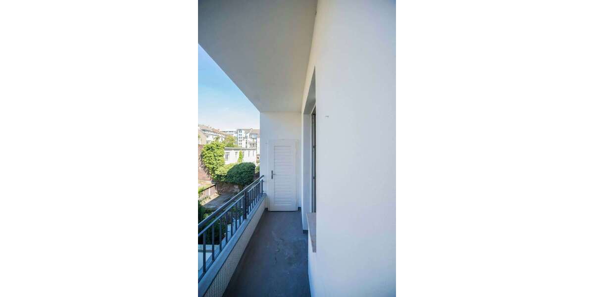 Zimmer Düsseldorf Stadtbezirk 3 - 1 Zimmer, 1.300&euro; | Angebot:27575745