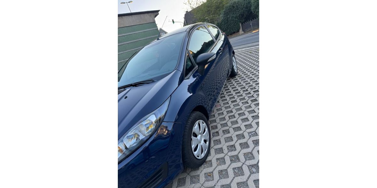 Ford Fiesta 68.250 km 4.299 &euro; Remscheid 42855