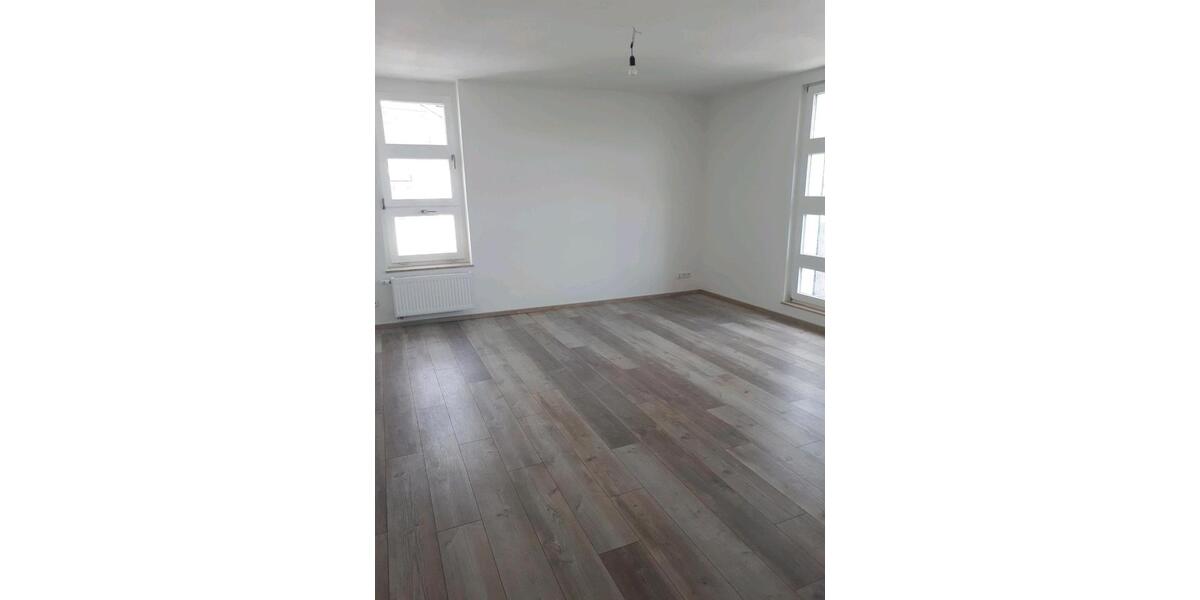 Etagenwohnung Solingen - 2 Zimmer, 56 m&sup2;, 830&euro; | Angebot:25641518