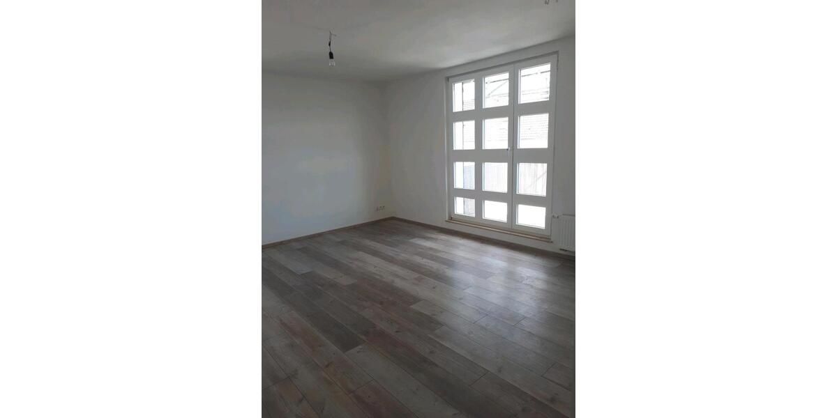 Etagenwohnung Solingen - 2 Zimmer, 56 m&sup2;, 830&euro; | Angebot:25641518