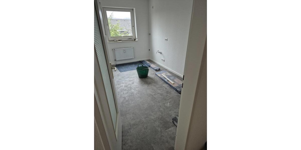 Etagenwohnung Wuppertal Lichtenplatz - 3 Zimmer, 87 m&sup2;, 725&euro; | Angebot:25947610