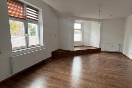 Wohnung Bochum Bochum-Mitte - 3 Zimmer, 107 m&sup2;, 860&euro; | Angebot:25053436