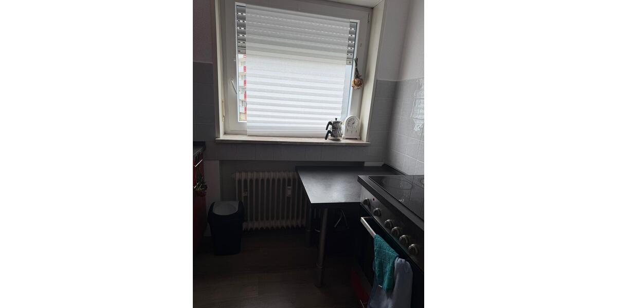 Etagenwohnung Remscheid Lüttringhausen - 1 Zimmer, 33 m&sup2;, 470&euro; | Angebot:25978290