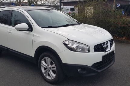 Nissan Qashqai 133.100 km 7.499 &euro; Düsseldorf 40231