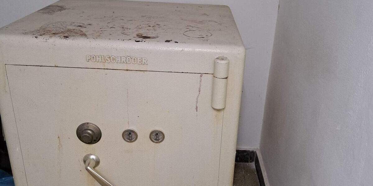 Gewerbeobjekt Duisburg Untermeiderich - 6 Zimmer, 380 m&sup2;, 3.200&euro; | Angebot:25799436