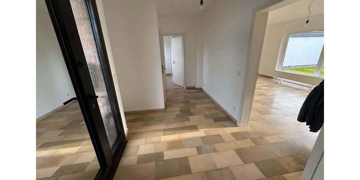 Bungalow Duisburg Essenberg - 3 Zimmer, 130 m&sup2;, 394.000&euro; | Angebot:26412300