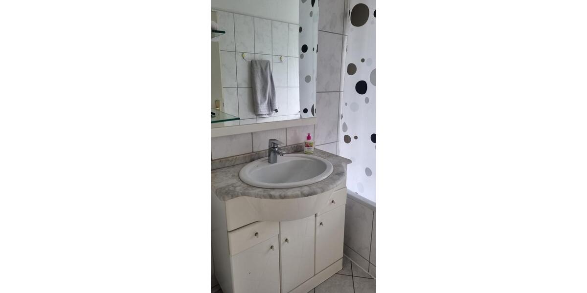 Etagenwohnung Duisburg Hamborn - 1 Zimmer, 51 m&sup2;, 620&euro; | Angebot:27532808