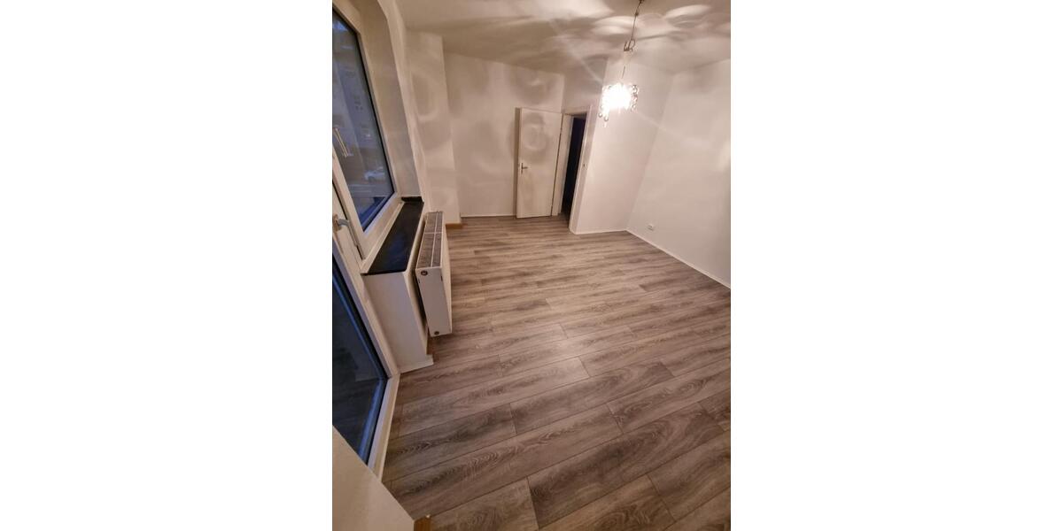 Etagenwohnung Duisburg Duisburg-Mitte - 3 Zimmer, 75 m&sup2;, 676&euro; | Angebot:25960171
