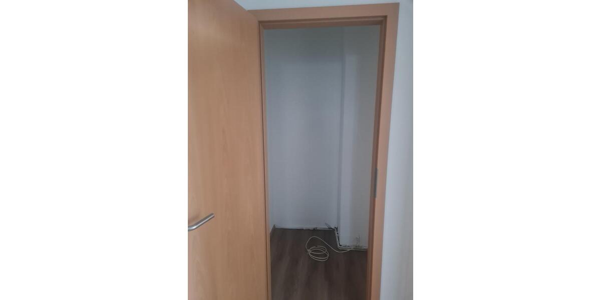 Etagenwohnung Remscheid Remscheid-Süd - 3 Zimmer, 83 m&sup2;, 550&euro; | Angebot:24369146
