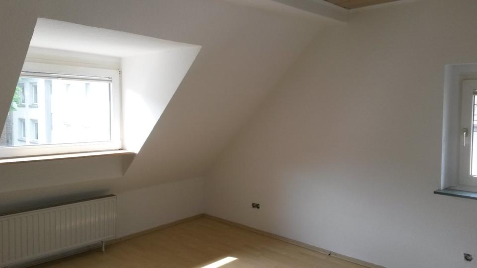 Maisonettenwohnung Duisburg Mittelmeiderich - 3 Zimmer, 88 m&sup2;, 650&euro; | Angebot:25418931
