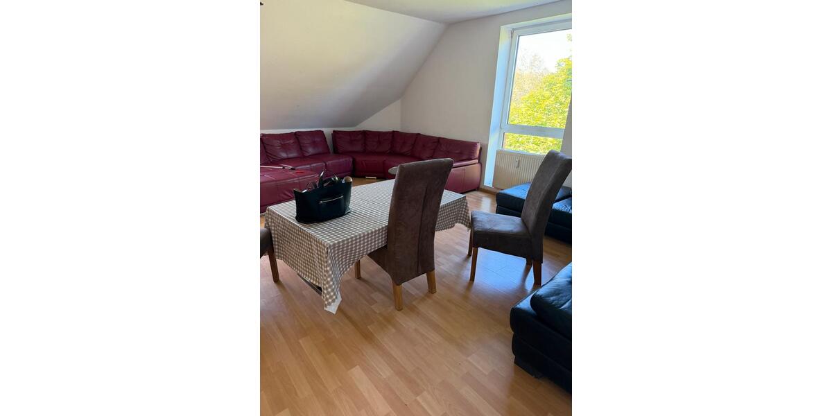 Maisonettenwohnung Duisburg Rheinhausen - 4 Zimmer, 110 m&sup2;, 1.800&euro; | Angebot:26442790