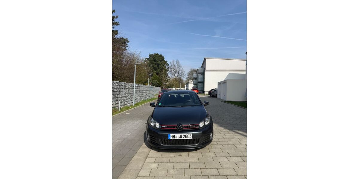 VW Golf 186.205 km 8.499 &euro; Mülheim an der Ruhr 45475
