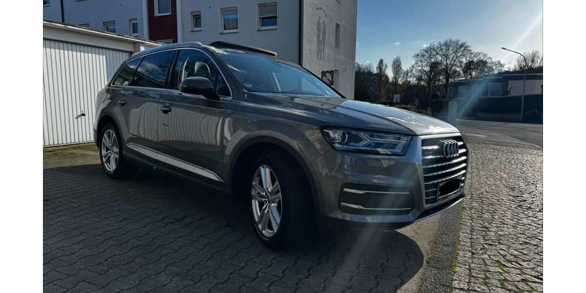 Audi Q7 286.000 km 22.500 &euro; Hagen 58119