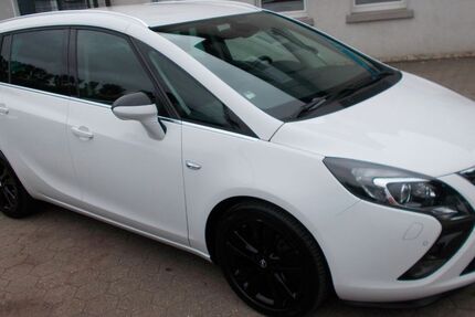 Opel Zafira 211.000 km 7.990 &euro; Bochum 44809