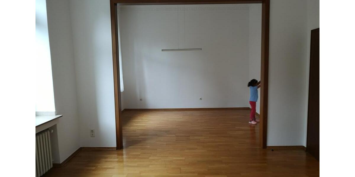 Etagenwohnung Solingen Mitte - 2 Zimmer, 60 m&sup2;, 500&euro; | Angebot:25931896