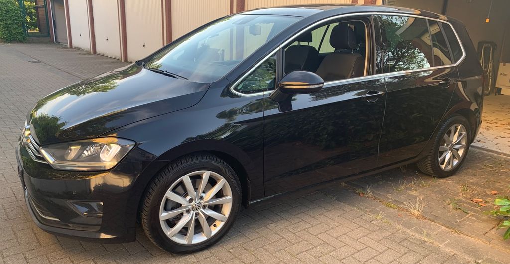 VW Golf Sportsvan 162.000 km 9.800 &euro; düsseldorf 40489