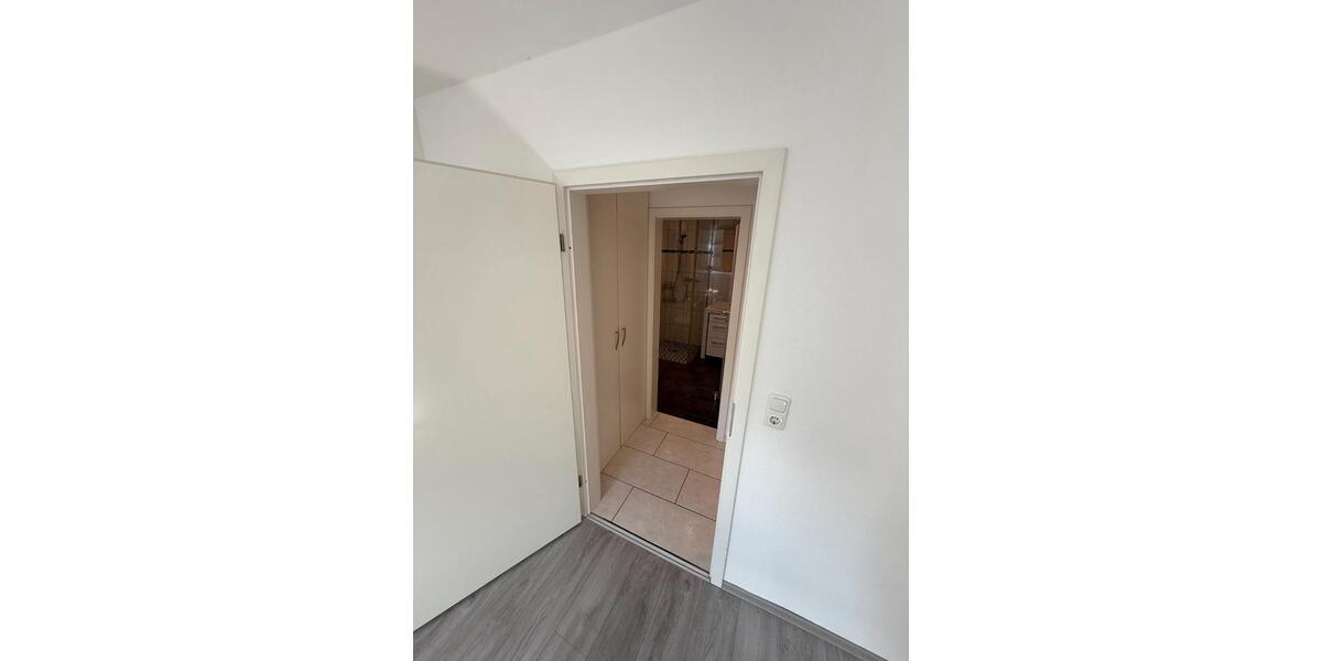 Etagenwohnung Bochum Bochum-Südwest - 3 Zimmer, 67 m&sup2;, 800&euro; | Angebot:27544194