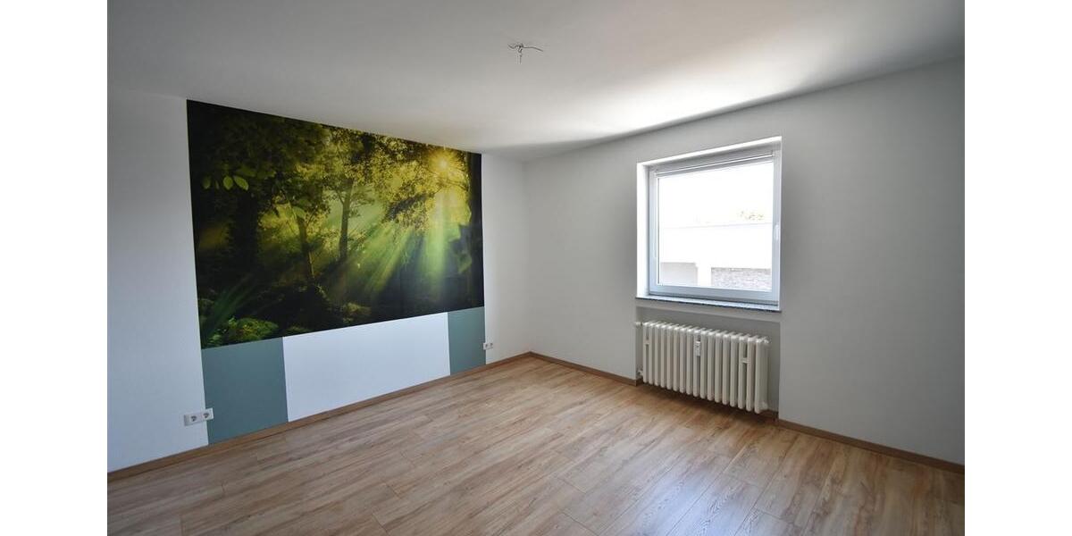 Etagenwohnung Essen Stadtbezirk VI - 4 Zimmer, 145 m&sup2;, 1.550&euro; | Angebot:22040281