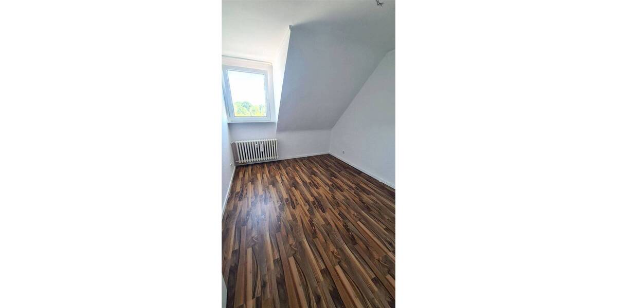 Etagenwohnung Oberhausen Alstaden-Ost - 3 Zimmer, 87 m&sup2;, 530&euro; | Angebot:26788204