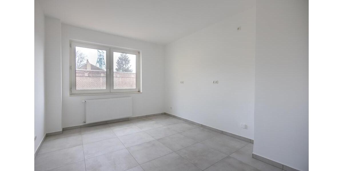 Etagenwohnung Bochum - 3 Zimmer, 80 m&sup2;, 1.100&euro; | Angebot:24930520