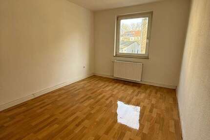 Wohnung Gelsenkirchen Gelsenkirchen-Mitte - 2 Zimmer, 40 m&sup2;, 300&euro; | Angebot:25899327