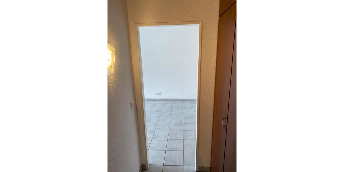 Etagenwohnung Solingen - 2 Zimmer, 51 m&sup2;, 700&euro; | Angebot:27540249