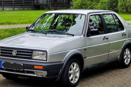 VW Jetta 184.000 km 4.000 &euro; Düsseldorf 40213