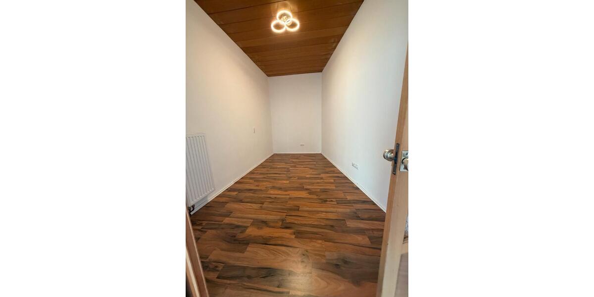 Erdgeschoßwohnung Hagen Hagen-Nord - 2 Zimmer, 90 m&sup2;, 950&euro; | Angebot:26356797
