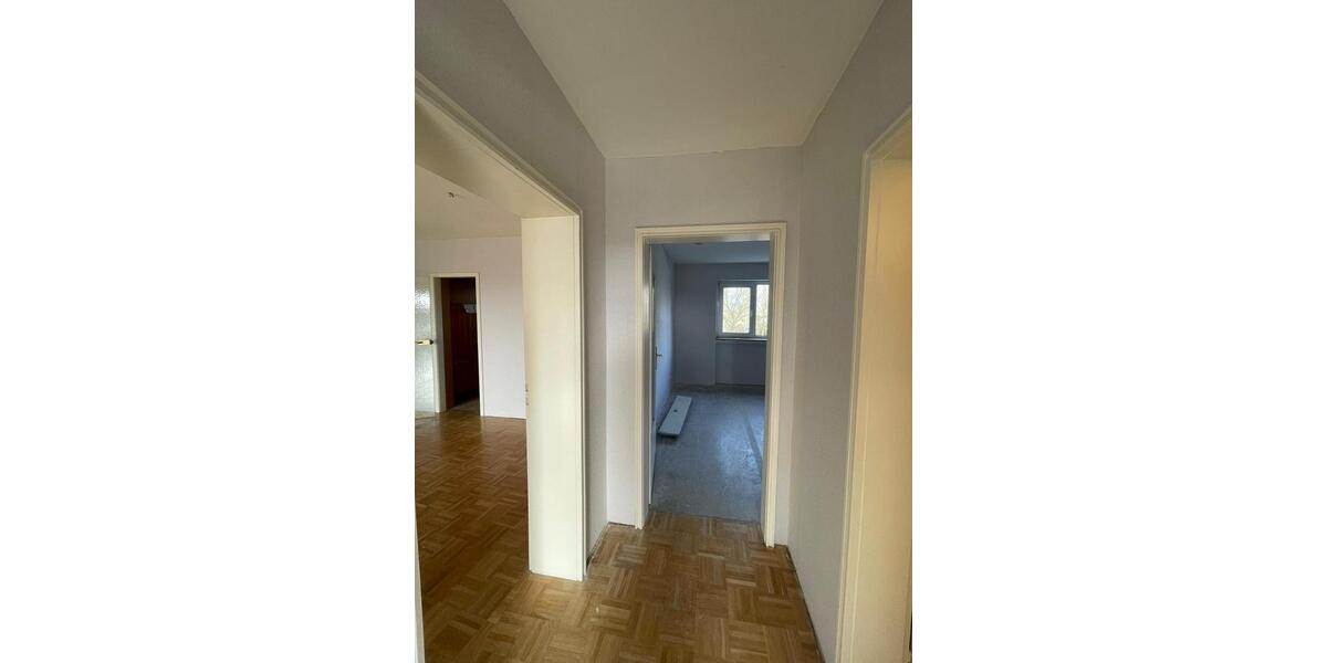 Etagenwohnung Essen Stadtbezirk VII - 3.5 Zimmer, 86 m&sup2;, 890&euro; | Angebot:25590290