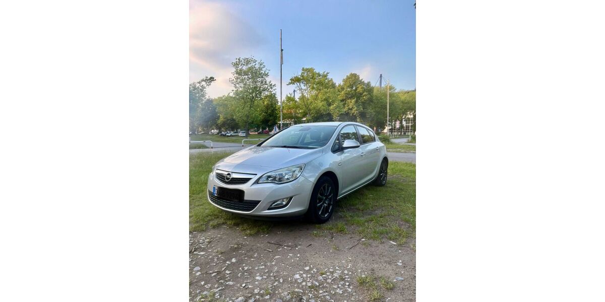 Opel Astra 158.559 km 3.500 &euro; Duisburg 47057