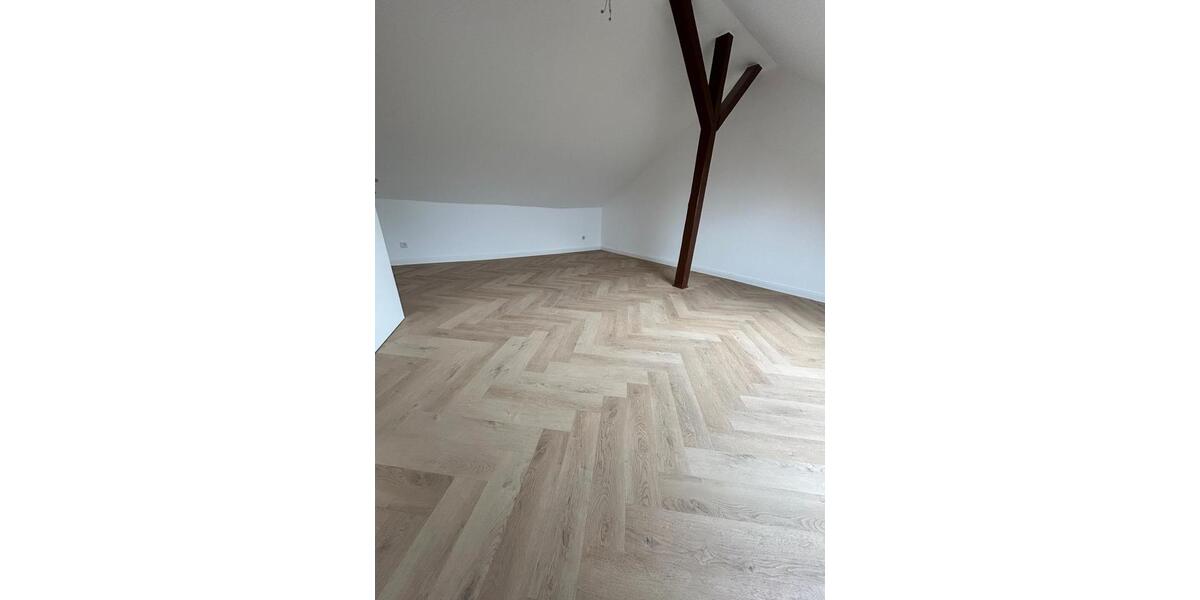 Etagenwohnung Wuppertal Arrenberg - 3 Zimmer, 95 m&sup2;, 1.000&euro; | Angebot:25216814