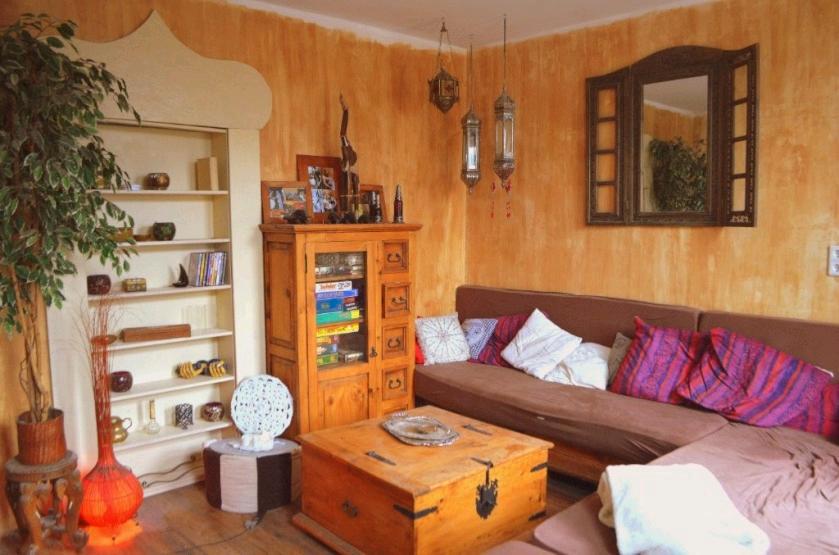 Etagenwohnung Duisburg Essenberg - 16 Zimmer, 600 m&sup2;, 550&euro; | Angebot:26444153