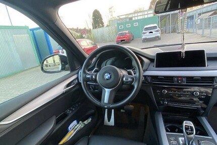 BMW X5 129.000 km 36.500 &euro; Solingen 42651