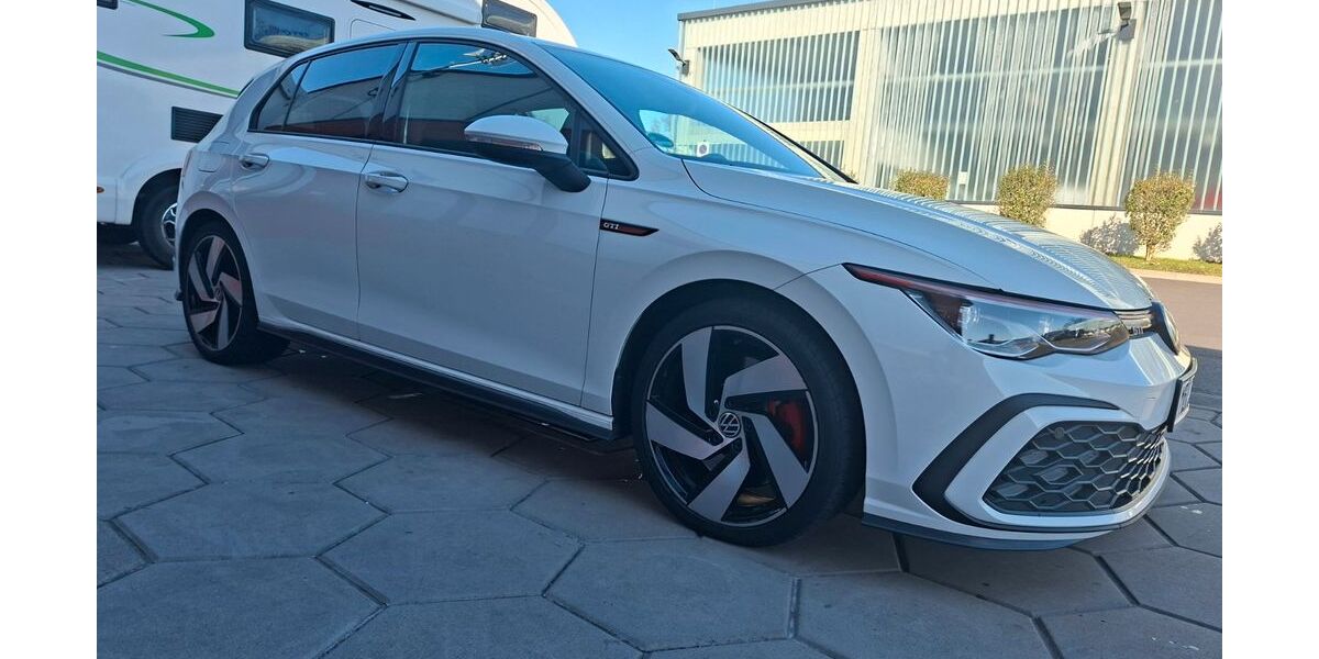 VW Golf 54.000 km 22.990 &euro; Hilden 40721