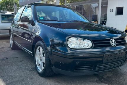 VW Golf 87.245 km 3.250 &euro; Wuppertal 42279