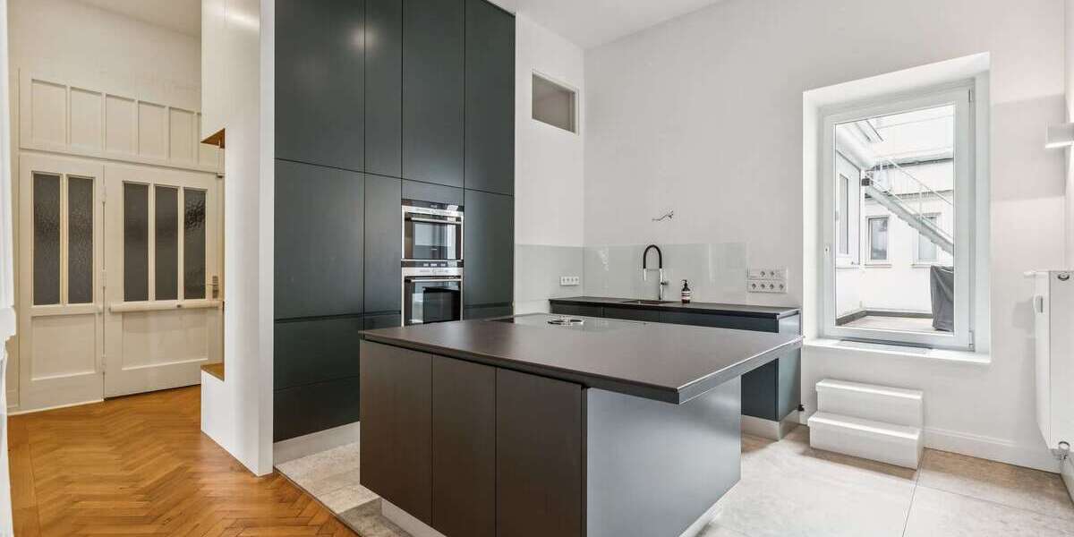 Etagenwohnung Düsseldorf-Friedrichstadt Friedrichstadt - 4 Zimmer, 150 m&sup2;, 3.890&euro; | Angebot:27488493