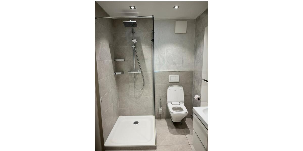 Hochparterre Essen Stadtbezirk IX - 3 Zimmer, 85 m&sup2;, 1.650&euro; | Angebot:25842715