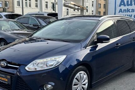 Ford Focus 223.608 km 4.750 &euro; Oberhausen 46045