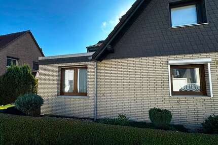 Haus Essen Stadtbezirk V - 6 Zimmer, 197 m&sup2;, 450.000&euro; | Angebot:23486143