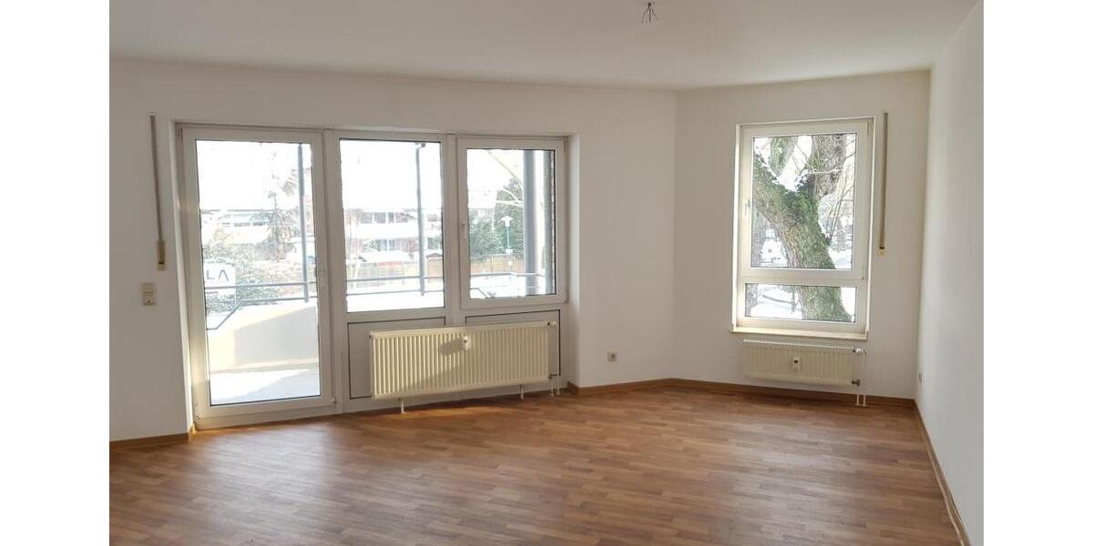 Etagenwohnung Duisburg Hamborn - 2.5 Zimmer, 64 m&sup2;, 576&euro; | Angebot:25956775