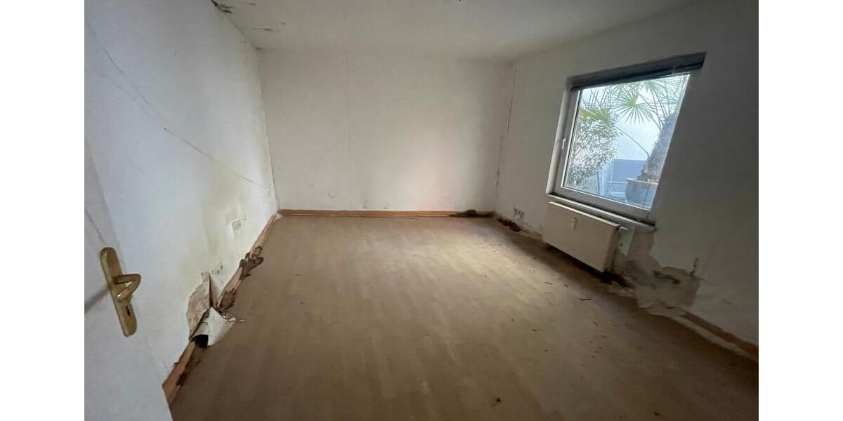 Erdgeschoßwohnung Düsseldorf Stadtbezirk 3 - 3 Zimmer, 33 m&sup2;, 666&euro; | Angebot:25308664