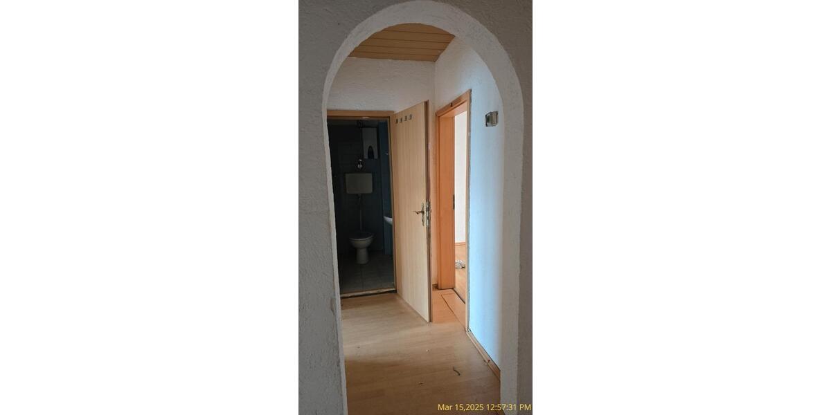 Etagenwohnung Duisburg Duisburg-Mitte - 1 Zimmer, 90 m&sup2;, 650&euro; | Angebot:27568874