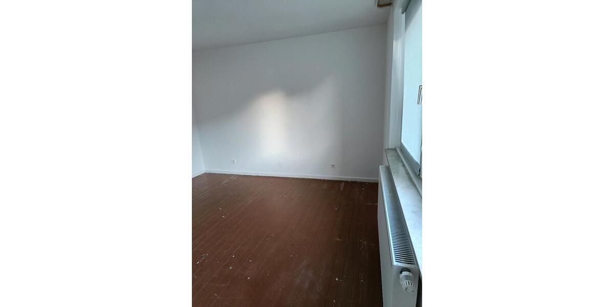 Erdgeschoßwohnung Solingen Mitte - 1 Zimmer, 45 m&sup2;, 570&euro; | Angebot:25343061