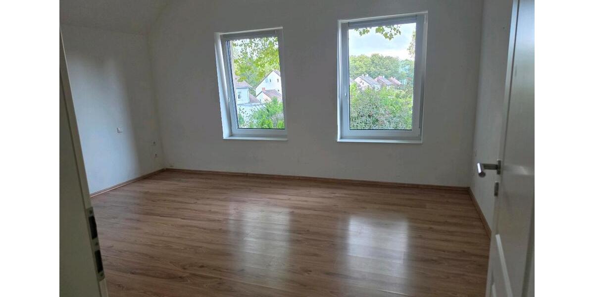 Etagenwohnung Bochum Günnigfeld - 3.5 Zimmer, 74 m&sup2;, 1.000&euro; | Angebot:27540808