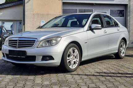 Mercedes-Benz C 180 277.500 km 4.450 &euro; Mülheim 45473