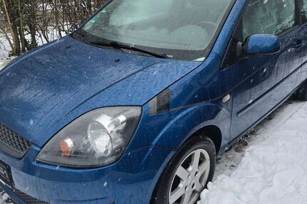 Ford Fiesta 166.000 km 1.200 &euro; Wuppertal 42287