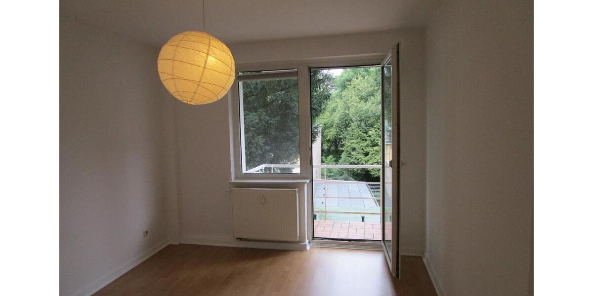 Etagenwohnung Essen Stadtbezirk III - 2.5 Zimmer, 40 m&sup2;, 420&euro; | Angebot:25806828