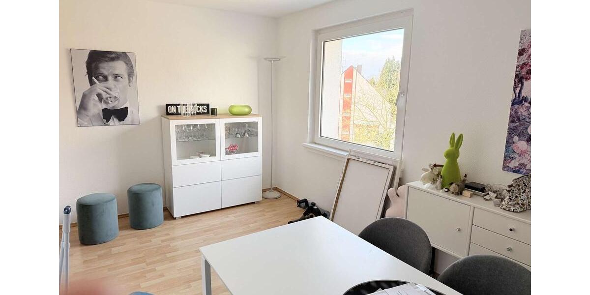 Dachgeschoßwohnung Essen Stadtbezirk II - 3 Zimmer, 66 m&sup2;, 650&euro; | Angebot:24813812